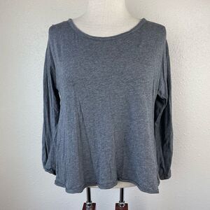 American Eagle Gray Top Size XS EUC